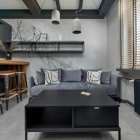 Διαμέρισμα Trendy Downtown For 4 Guests By Renters